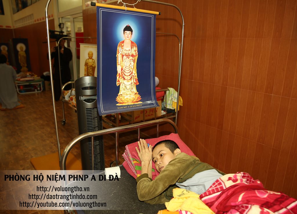 hinh-anh-phong-ho-niem-quan-am-tinh-that-chua-quan-the-am-duc-trong-lam-dong-27.jpg