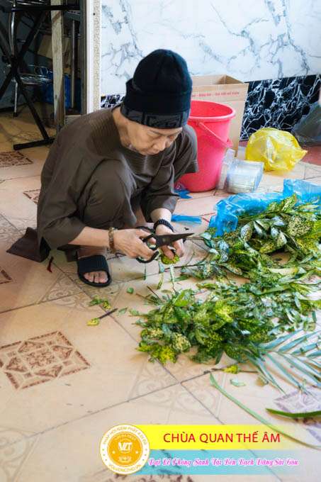 hinh-anh-phong-sanh-tai-ben-bach-dang-lan-3-ngay-22-10-2023-chua-quan-the-am-duc-trong-lam-dong-12.jpg