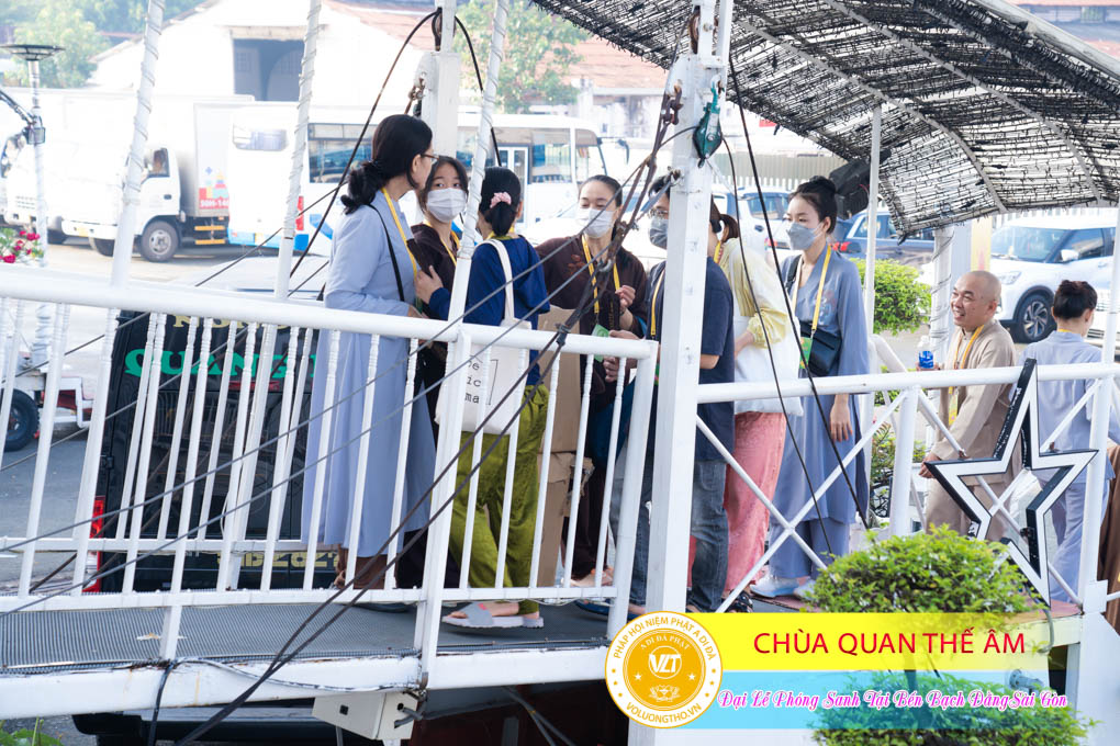 hinh-anh-phong-sanh-tai-ben-bach-dang-lan-3-ngay-22-10-2023-chua-quan-the-am-duc-trong-lam-dong-19.jpg