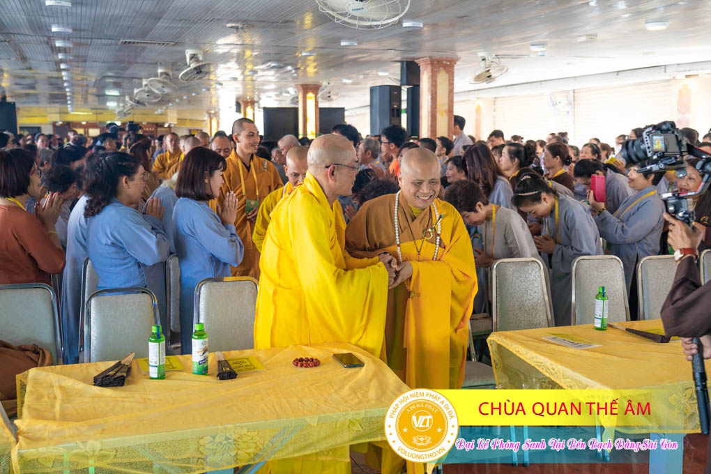 hinh-anh-phong-sanh-tai-ben-bach-dang-lan-3-ngay-22-10-2023-chua-quan-the-am-duc-trong-lam-dong-21.jpg