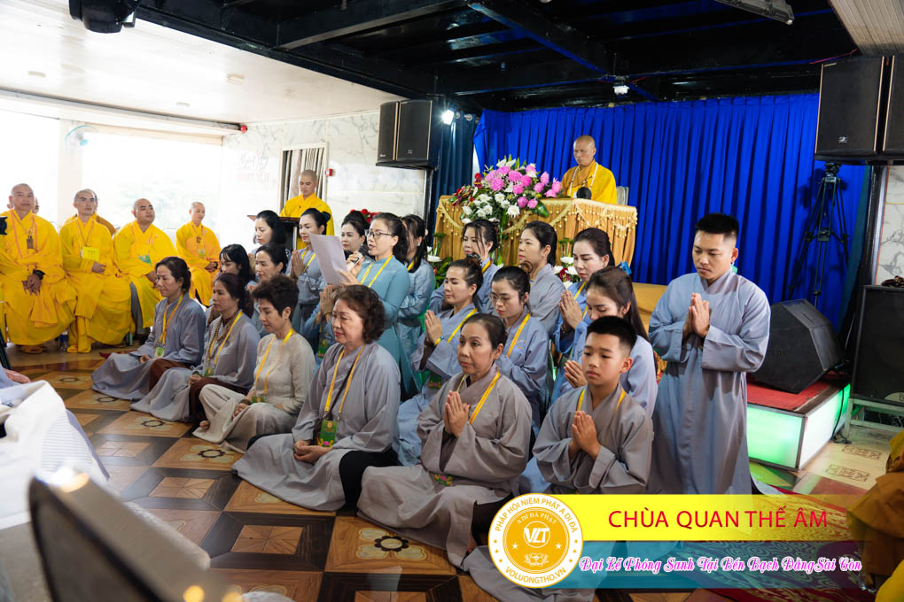hinh-anh-phong-sanh-tai-ben-bach-dang-lan-4-ngay-10-12-2023-chua-quan-the-am-duc-trong-lam-dong-115.jpg
