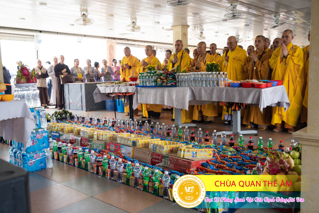 hinh-anh-phong-sanh-tai-ben-bach-dang-lan-4-ngay-10-12-2023-chua-quan-the-am-duc-trong-lam-dong-121.jpg