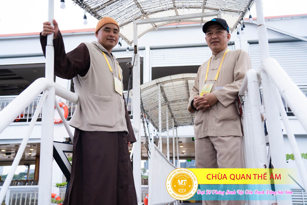 hinh-anh-phong-sanh-tai-ben-bach-dang-lan-4-ngay-10-12-2023-chua-quan-the-am-duc-trong-lam-dong-18.jpg