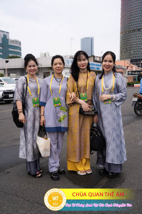 hinh-anh-phong-sanh-tai-ben-bach-dang-lan-4-ngay-10-12-2023-chua-quan-the-am-duc-trong-lam-dong-29.jpg