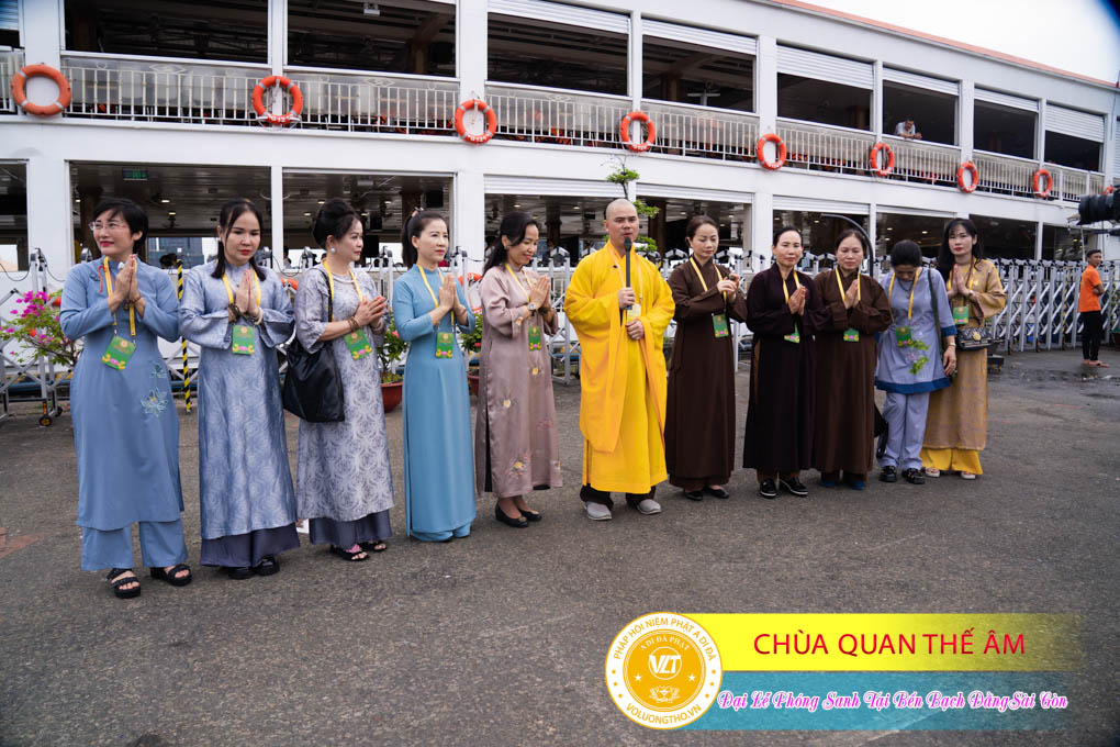 hinh-anh-phong-sanh-tai-ben-bach-dang-lan-4-ngay-10-12-2023-chua-quan-the-am-duc-trong-lam-dong-31.jpg
