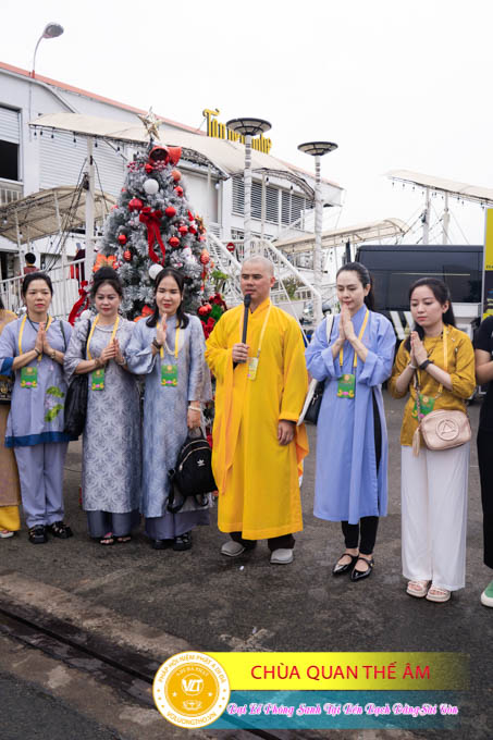 hinh-anh-phong-sanh-tai-ben-bach-dang-lan-4-ngay-10-12-2023-chua-quan-the-am-duc-trong-lam-dong-37.jpg