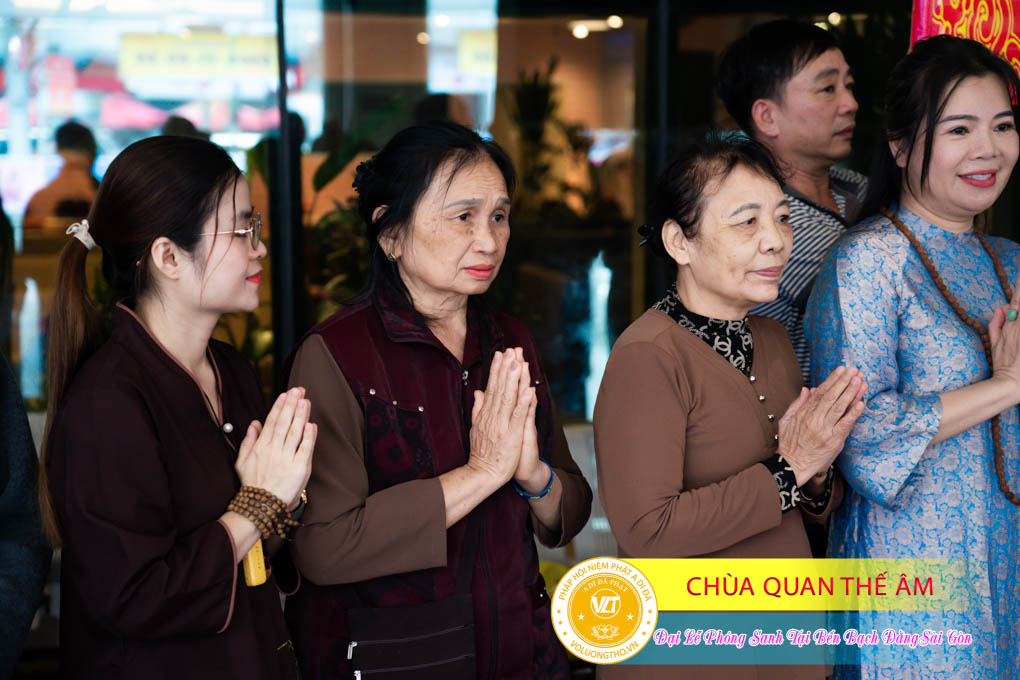 hinh-anh-phong-sanh-tai-ben-bach-dang-lan-4-ngay-10-12-2023-chua-quan-the-am-duc-trong-lam-dong-4.jpg