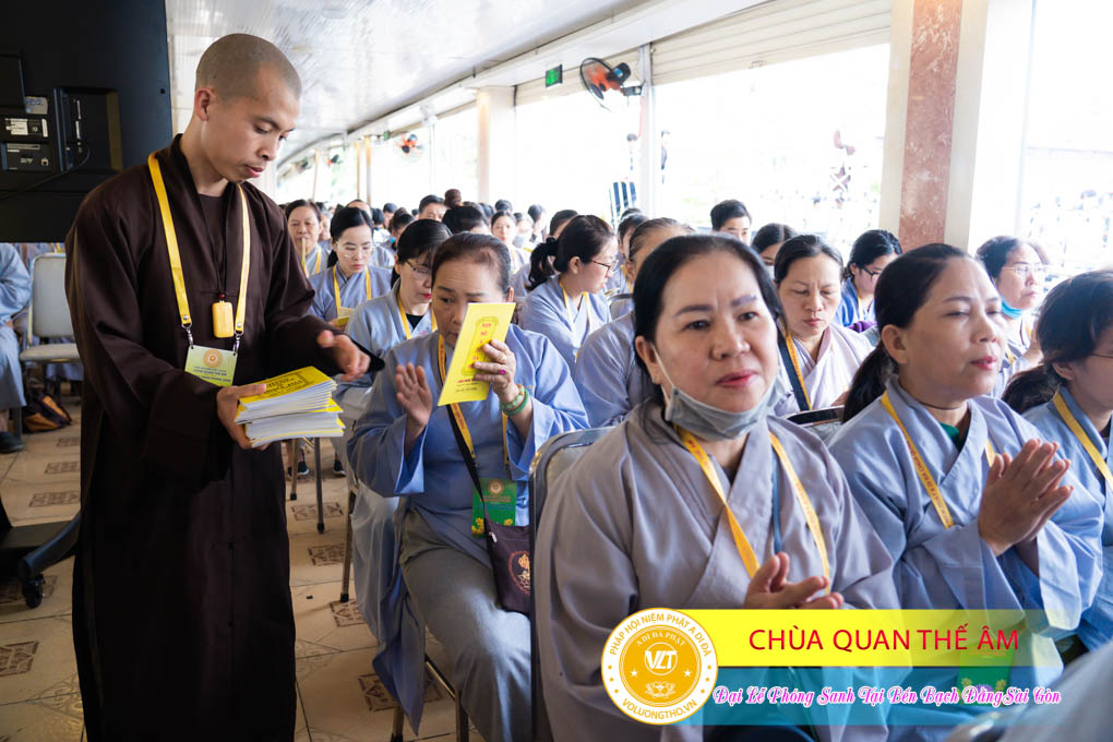 hinh-anh-phong-sanh-tai-ben-bach-dang-lan-4-ngay-10-12-2023-chua-quan-the-am-duc-trong-lam-dong-46.jpg
