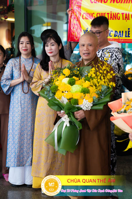 hinh-anh-phong-sanh-tai-ben-bach-dang-lan-4-ngay-10-12-2023-chua-quan-the-am-duc-trong-lam-dong-7.jpg