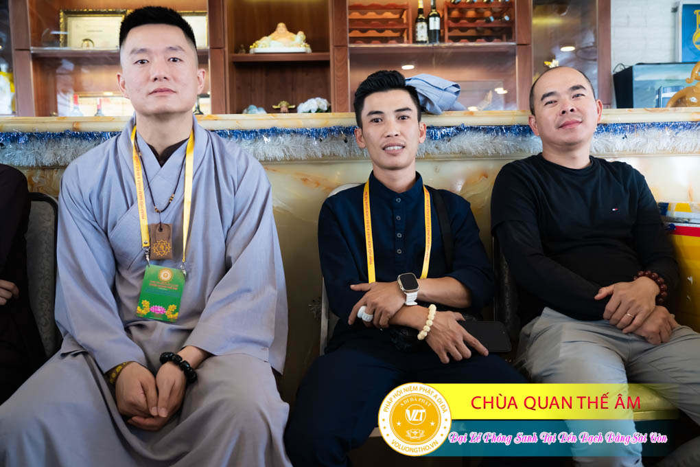 hinh-anh-phong-sanh-tai-ben-bach-dang-lan-4-ngay-10-12-2023-chua-quan-the-am-duc-trong-lam-dong-75.jpg