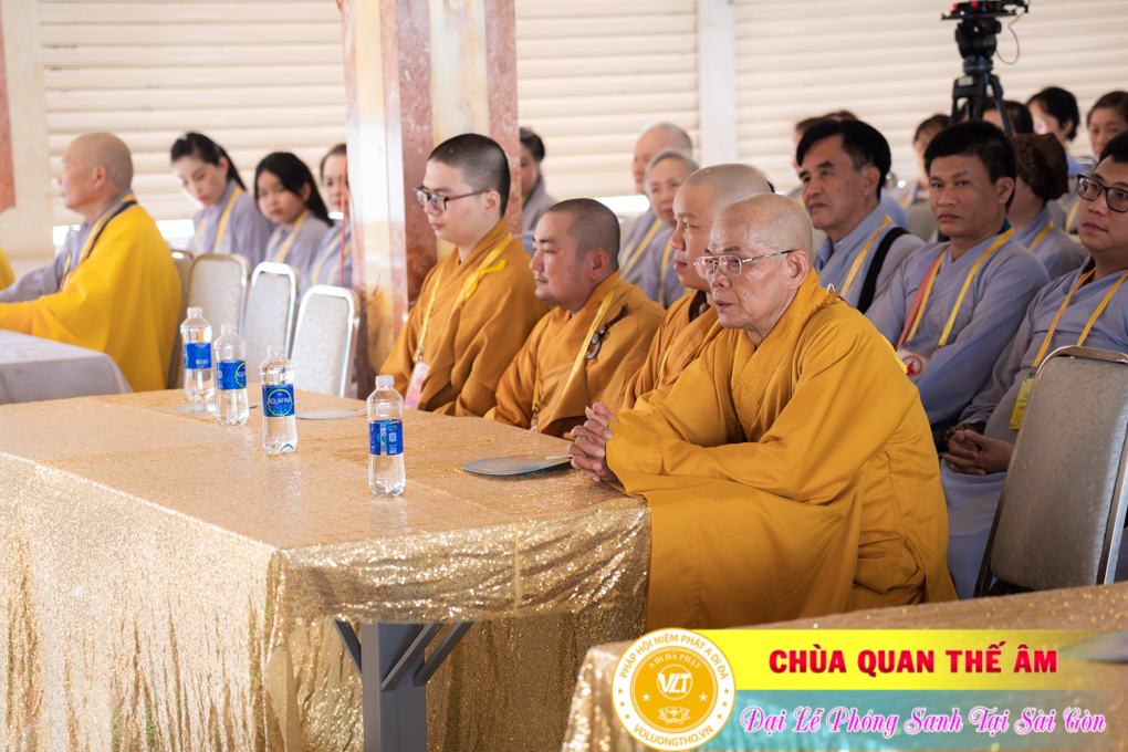 hinh-anh-phong-sanh-tai-ben-bach-dang-ngay-14-08-2023-chua-quan-the-am-duc-trong-lam-dong-14.jpg