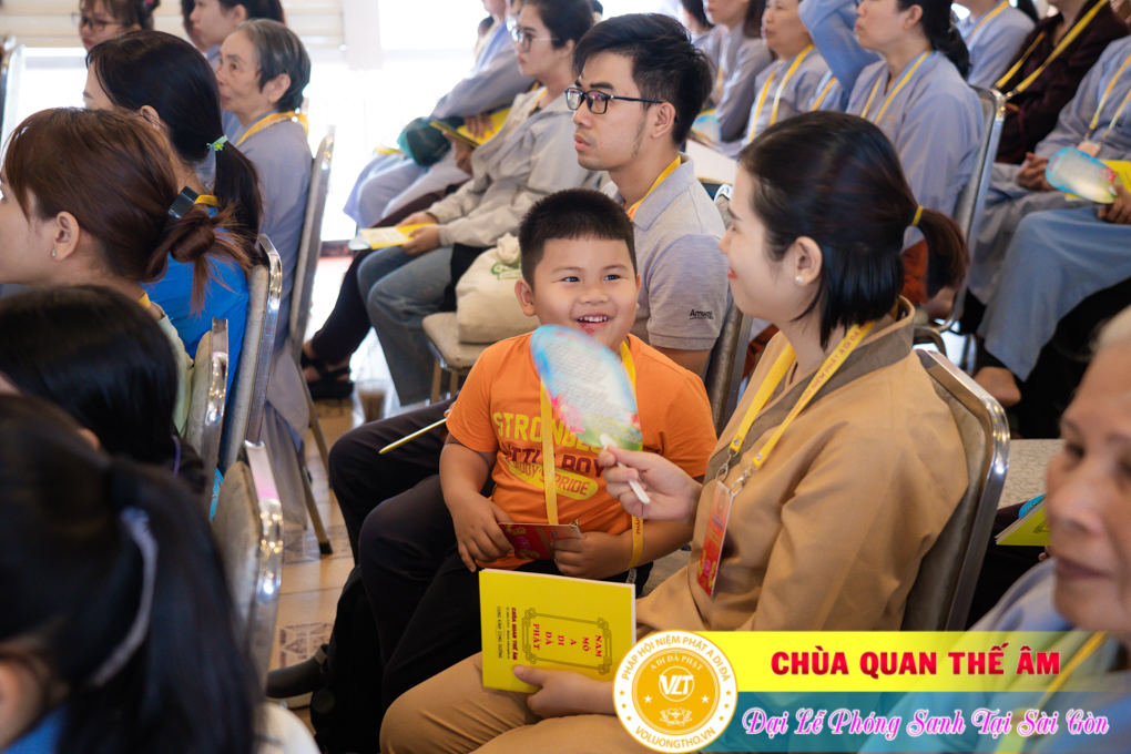 hinh-anh-phong-sanh-tai-ben-bach-dang-ngay-14-08-2023-chua-quan-the-am-duc-trong-lam-dong-28.jpg