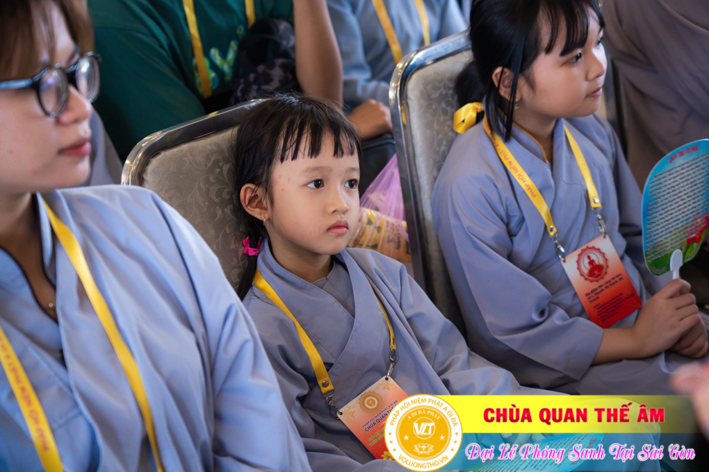 hinh-anh-phong-sanh-tai-ben-bach-dang-ngay-14-08-2023-chua-quan-the-am-duc-trong-lam-dong-32.jpg