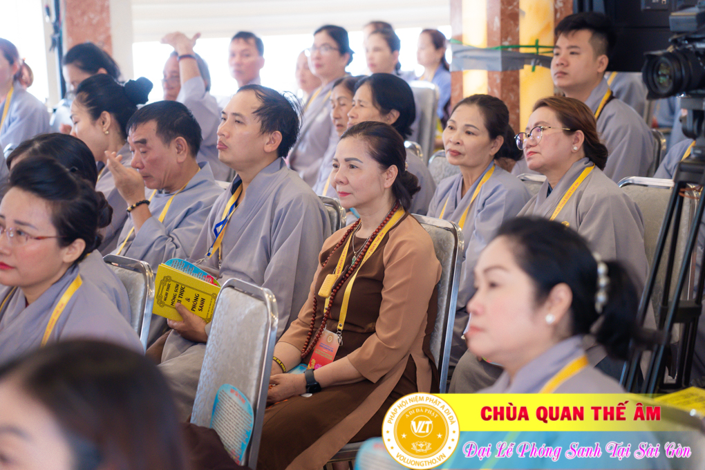 hinh-anh-phong-sanh-tai-ben-bach-dang-ngay-14-08-2023-chua-quan-the-am-duc-trong-lam-dong-49.jpg