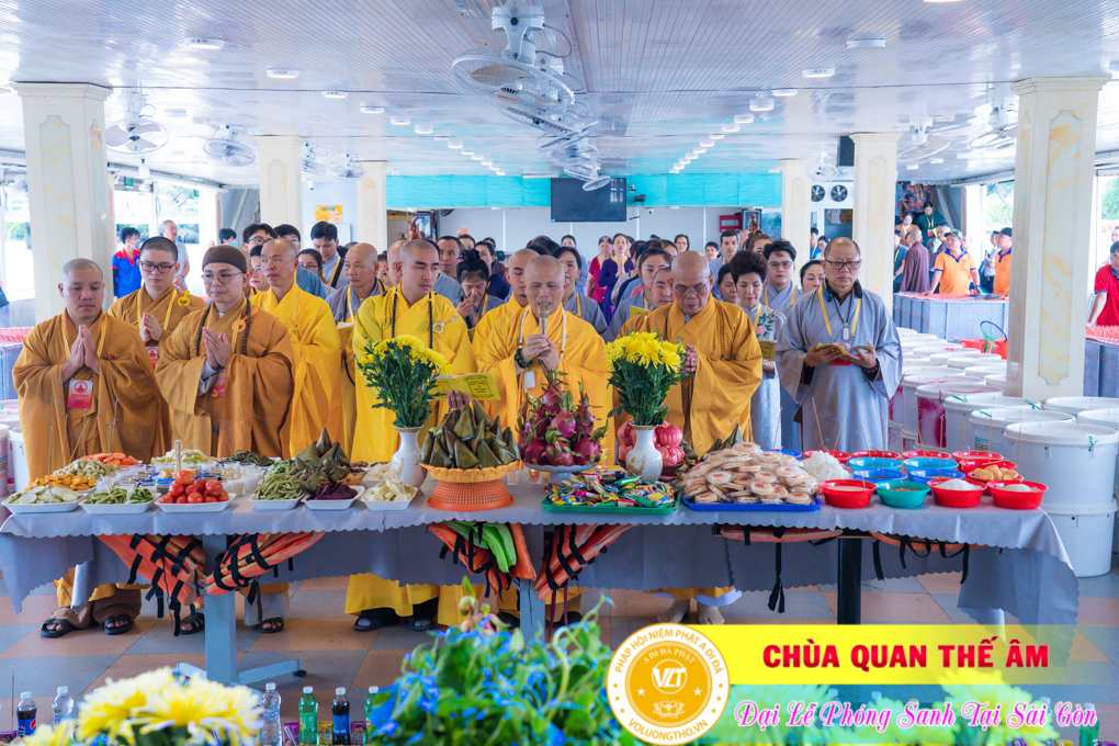 hinh-anh-phong-sanh-tai-ben-bach-dang-ngay-14-08-2023-chua-quan-the-am-duc-trong-lam-dong-72.jpg