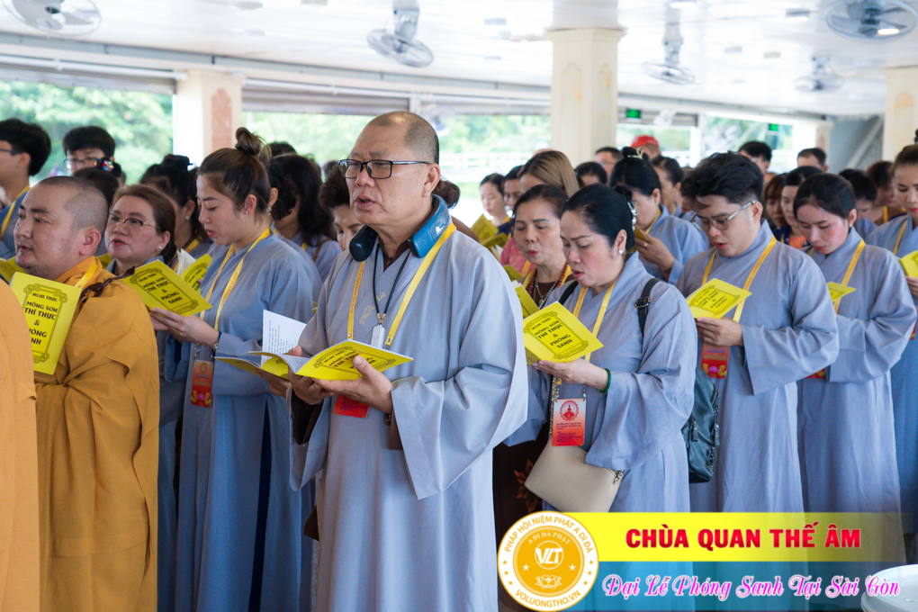 hinh-anh-phong-sanh-tai-ben-bach-dang-ngay-14-08-2023-chua-quan-the-am-duc-trong-lam-dong-75.jpg
