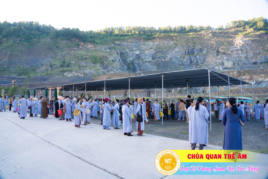 hinh-anh-phong-sanh-tai-khu-tam-linh-da-son-da-nang-lan-3-ngay-12-11-2023-chua-quan-the-am-duc-trong-lam-dong-39.jpg