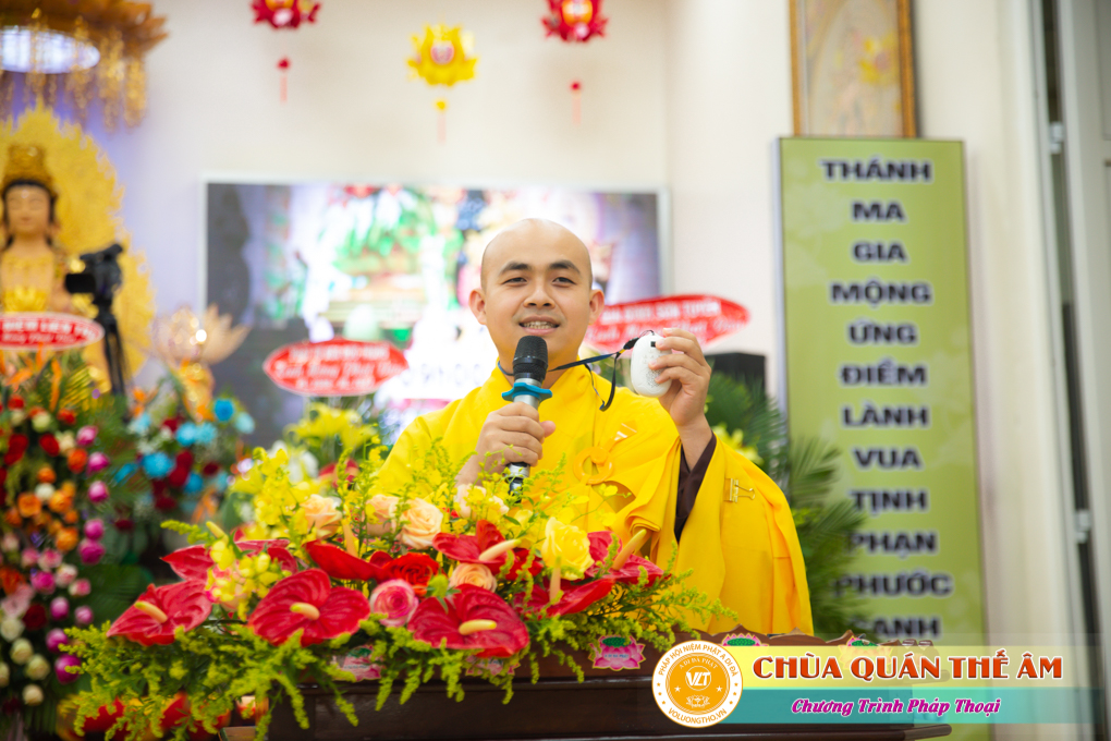 hinh-anh-su-phu-khai-thi-nhung-loi-day-cua-to-su-an-quang-ngay-17-05-2022-chua-quan-the-am-duc-trong-lam-dong-16.jpg