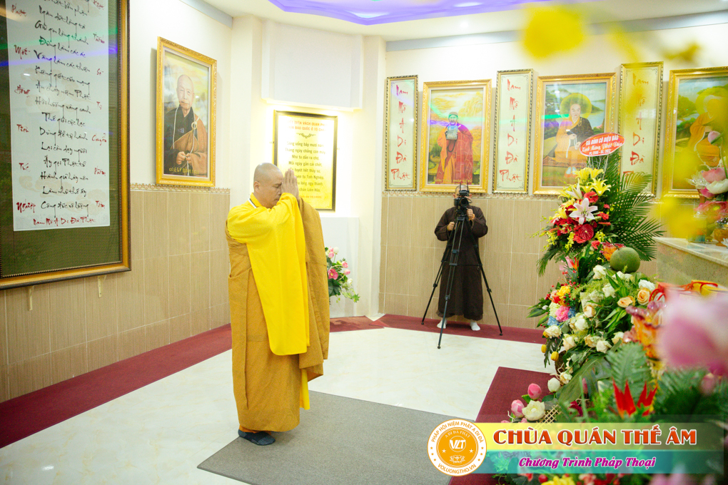 hinh-anh-su-phu-khai-thi-nhung-loi-day-cua-to-su-an-quang-ngay-17-05-2022-chua-quan-the-am-duc-trong-lam-dong-20.jpg