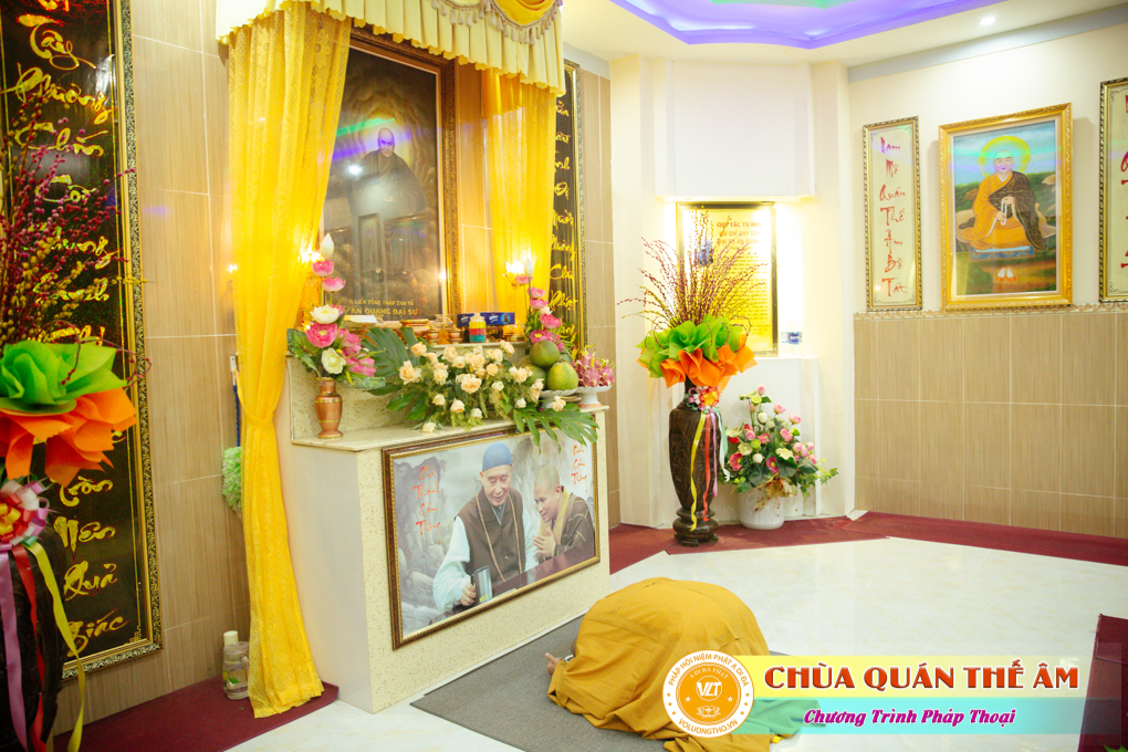 hinh-anh-su-phu-khai-thi-nhung-loi-day-cua-to-su-an-quang-ngay-17-05-2022-chua-quan-the-am-duc-trong-lam-dong-22.jpg