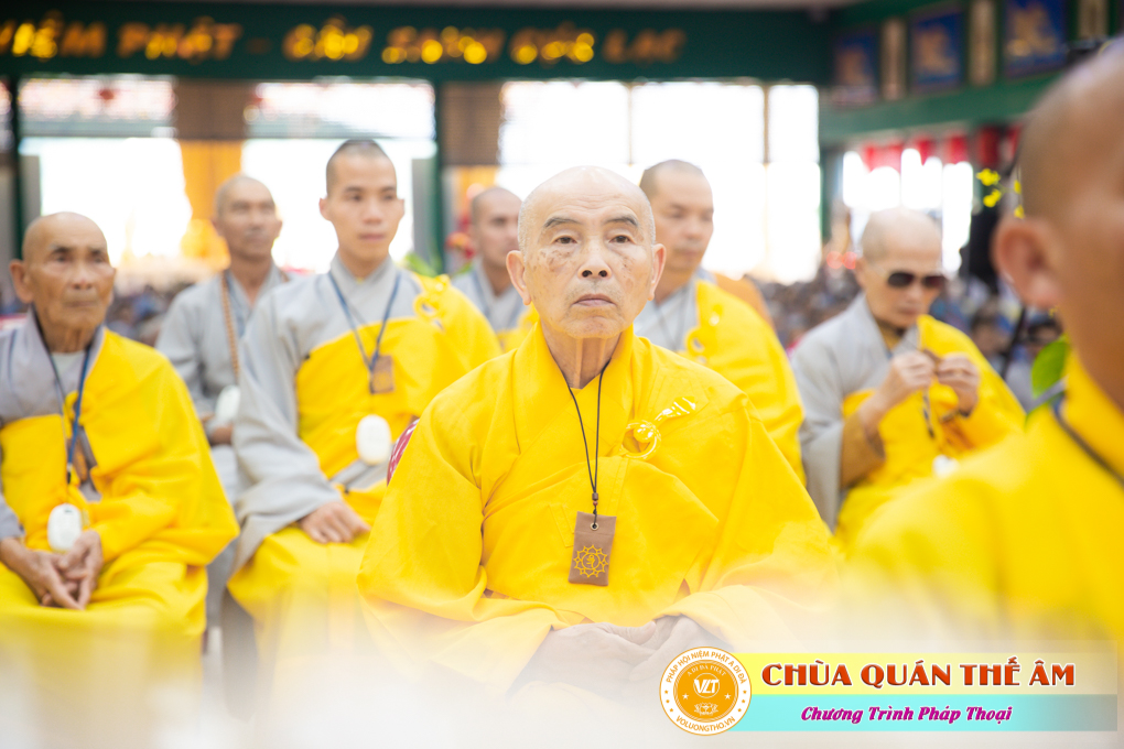 hinh-anh-su-phu-khai-thi-nhung-loi-day-cua-to-su-an-quang-ngay-17-05-2022-chua-quan-the-am-duc-trong-lam-dong-40.jpg