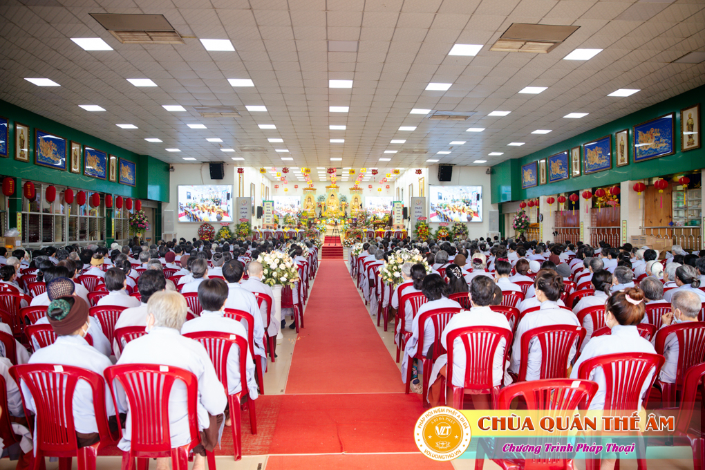 hinh-anh-su-phu-khai-thi-nhung-loi-day-cua-to-su-an-quang-ngay-17-05-2022-chua-quan-the-am-duc-trong-lam-dong-47.jpg