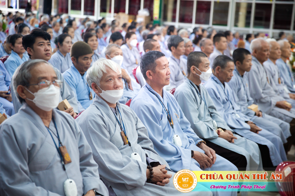 hinh-anh-su-phu-khai-thi-nhung-loi-day-cua-to-su-an-quang-ngay-17-05-2022-chua-quan-the-am-duc-trong-lam-dong-53.jpg