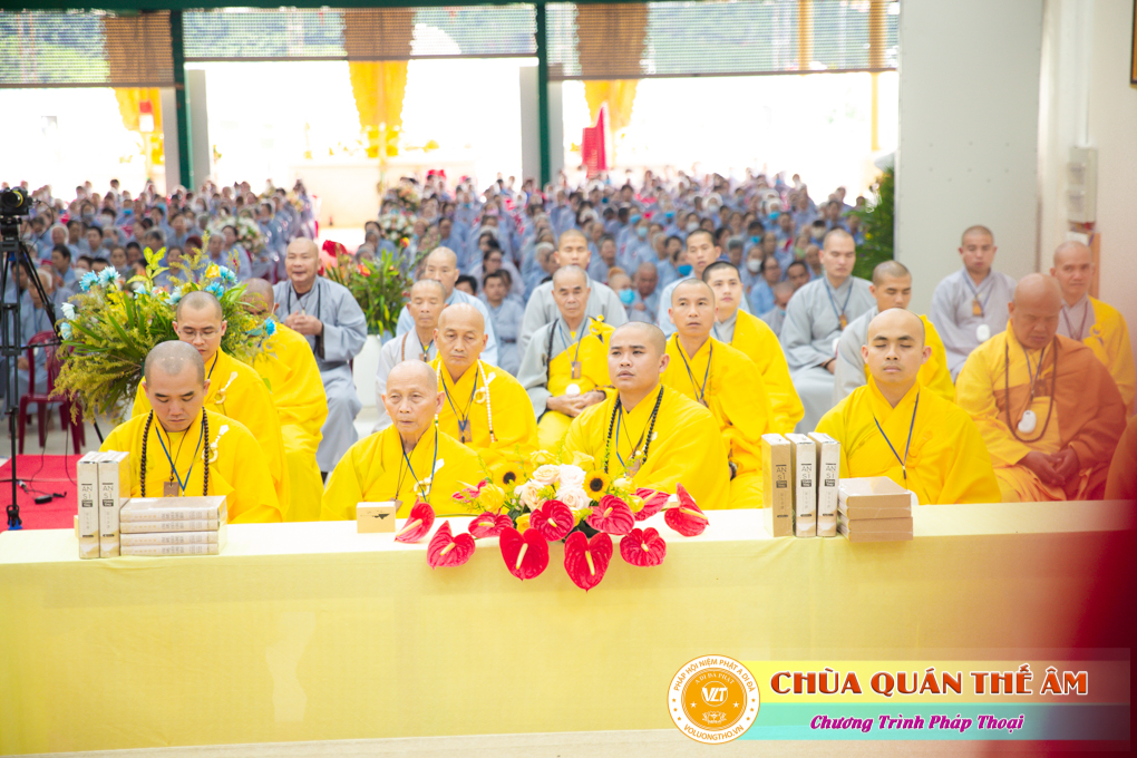 hinh-anh-su-phu-khai-thi-nhung-loi-day-cua-to-su-an-quang-ngay-17-05-2022-chua-quan-the-am-duc-trong-lam-dong-67.jpg