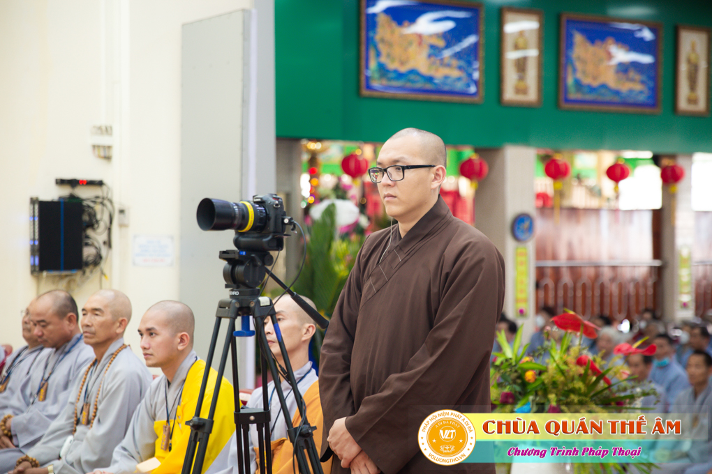 hinh-anh-su-phu-khai-thi-nhung-loi-day-cua-to-su-an-quang-ngay-17-05-2022-chua-quan-the-am-duc-trong-lam-dong-77.jpg