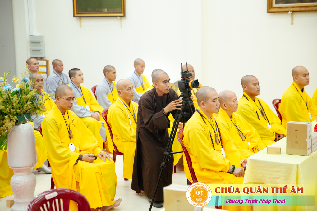 hinh-anh-su-phu-khai-thi-nhung-loi-day-cua-to-su-an-quang-ngay-17-05-2022-chua-quan-the-am-duc-trong-lam-dong-79.jpg