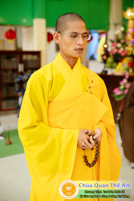 hinh-anh-trai-dan-chan-te-cung-duong-trai-tang-ngay-24-04-chua-quan-the-am-duc-trong-lam-dong-68.jpg