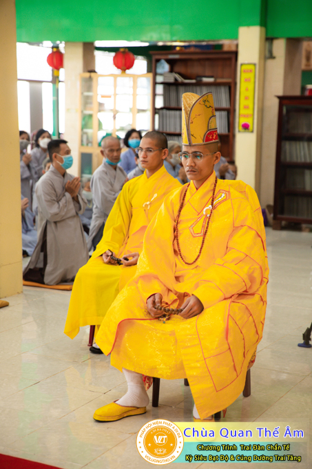 hinh-anh-trai-dan-chan-te-cung-duong-trai-tang-ngay-24-04-chua-quan-the-am-duc-trong-lam-dong-76.jpg