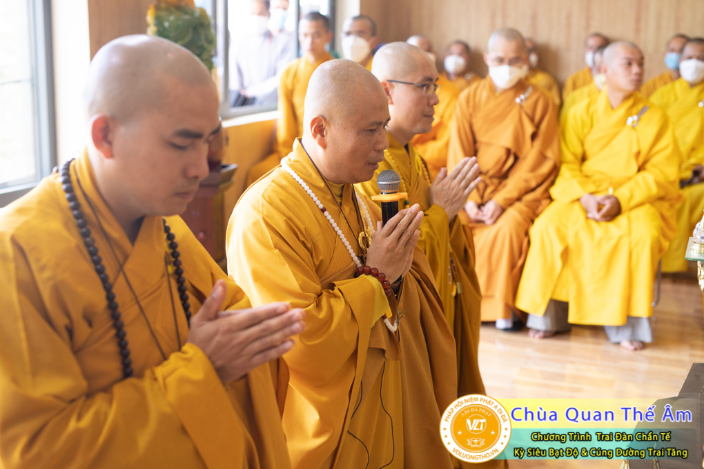 hinh-anh-trai-dan-chan-te-cung-duong-trai-tang-ngay-24-04-chua-quan-the-am-duc-trong-lam-dong-82.jpg