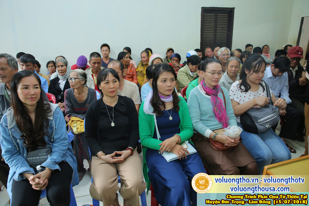 hinh-anh-tu-thien-tai-duc-trong-ngay-15-7-2018-chua-quan-the-am-duc-trong-lam-dong-32.jpg