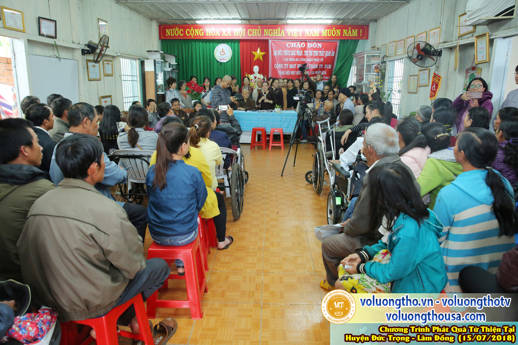 hinh-anh-tu-thien-tai-duc-trong-ngay-15-7-2018-chua-quan-the-am-duc-trong-lam-dong-46.jpg