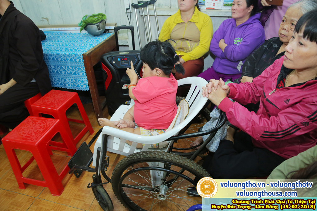 hinh-anh-tu-thien-tai-duc-trong-ngay-15-7-2018-chua-quan-the-am-duc-trong-lam-dong-5.jpg