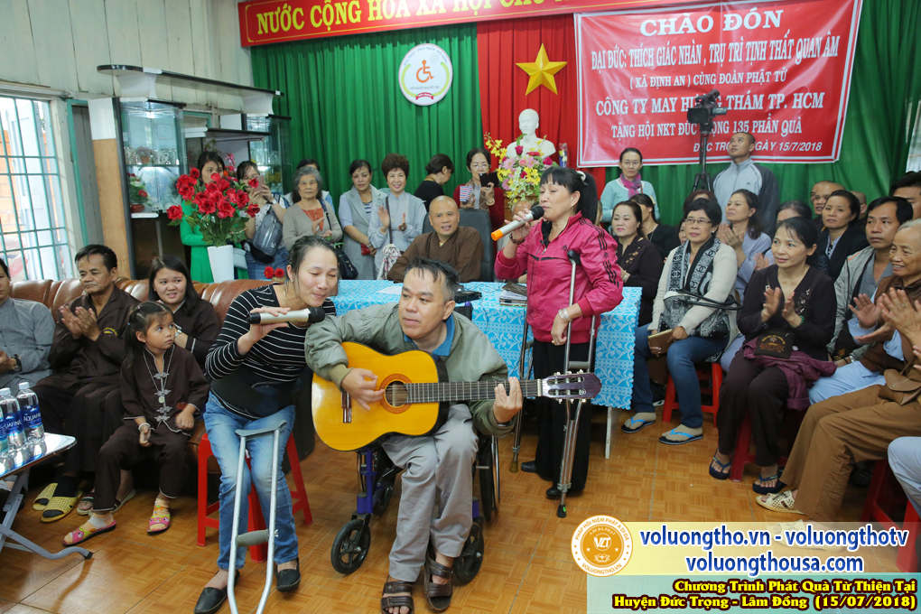 hinh-anh-tu-thien-tai-duc-trong-ngay-15-7-2018-chua-quan-the-am-duc-trong-lam-dong-9.jpg