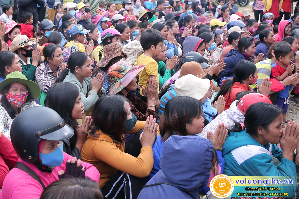 hinh-anh-tu-thien-tai-tinh-thua-thien-hue-tu-ngay-20-22-11-2020-chua-quan-the-am-duc-trong-lam-dong-12.jpg