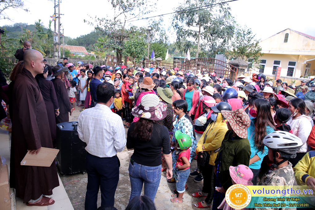 hinh-anh-tu-thien-tai-tinh-thua-thien-hue-tu-ngay-20-22-11-2020-chua-quan-the-am-duc-trong-lam-dong-16.jpg