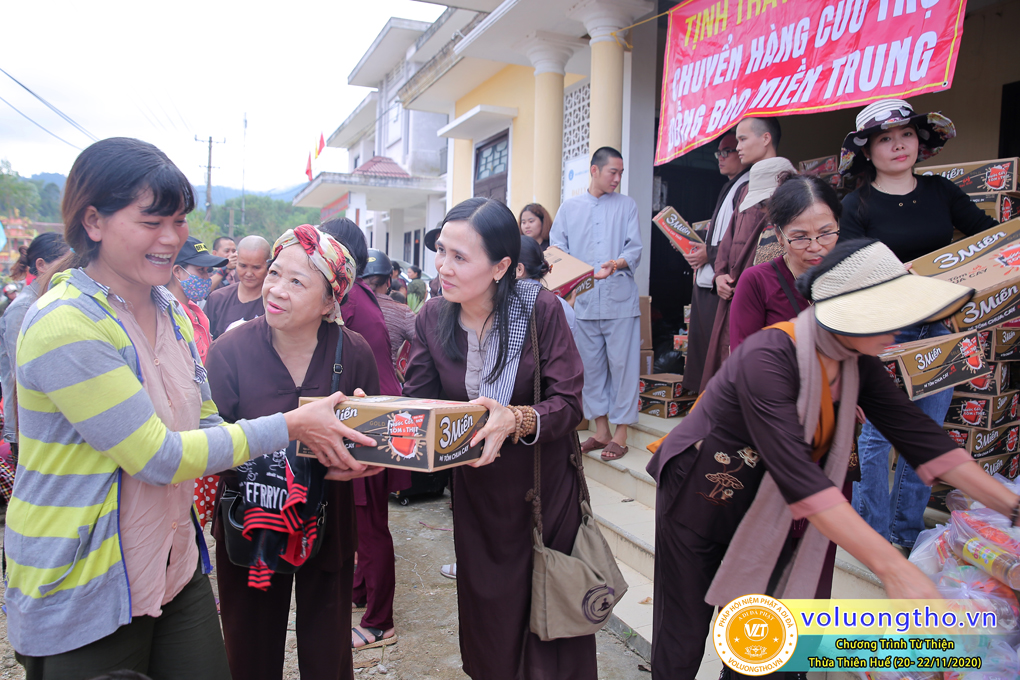 hinh-anh-tu-thien-tai-tinh-thua-thien-hue-tu-ngay-20-22-11-2020-chua-quan-the-am-duc-trong-lam-dong-26.jpg