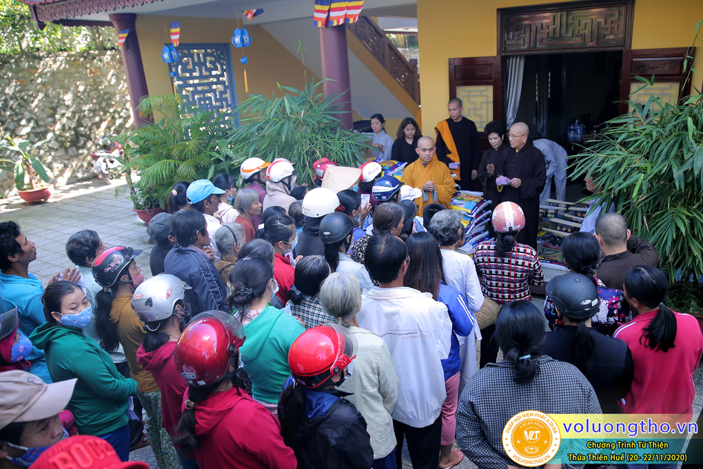 hinh-anh-tu-thien-tai-tinh-thua-thien-hue-tu-ngay-20-22-11-2020-chua-quan-the-am-duc-trong-lam-dong-5.jpg