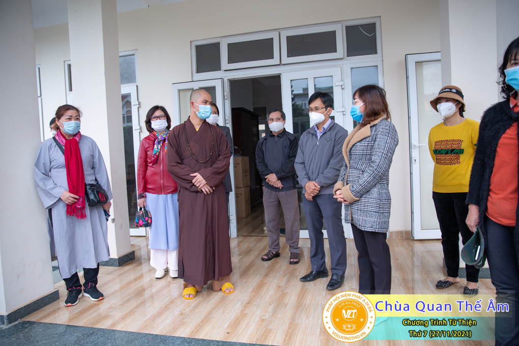 hinh-anh-tu-thien-thu-7-ngay-27-11-2021-chua-quan-the-am-duc-trong-lam-dong-3.jpg