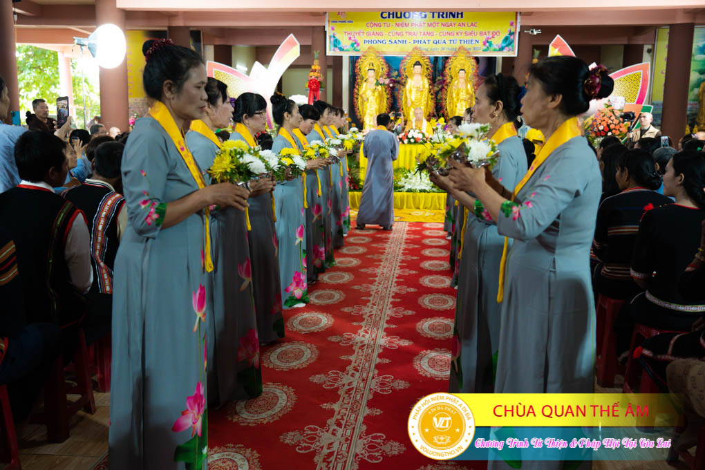 hinh-anh-tu-thien-va-phap-thoai-tai-gia-lai-ngay-26-11-2023-chua-quan-the-am-duc-trong-lam-dong-111.jpg