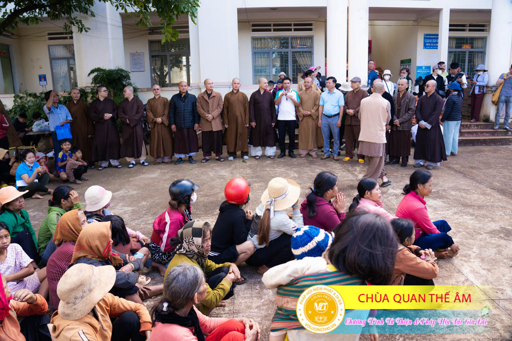 hinh-anh-tu-thien-va-phap-thoai-tai-gia-lai-ngay-26-11-2023-chua-quan-the-am-duc-trong-lam-dong-35.jpg