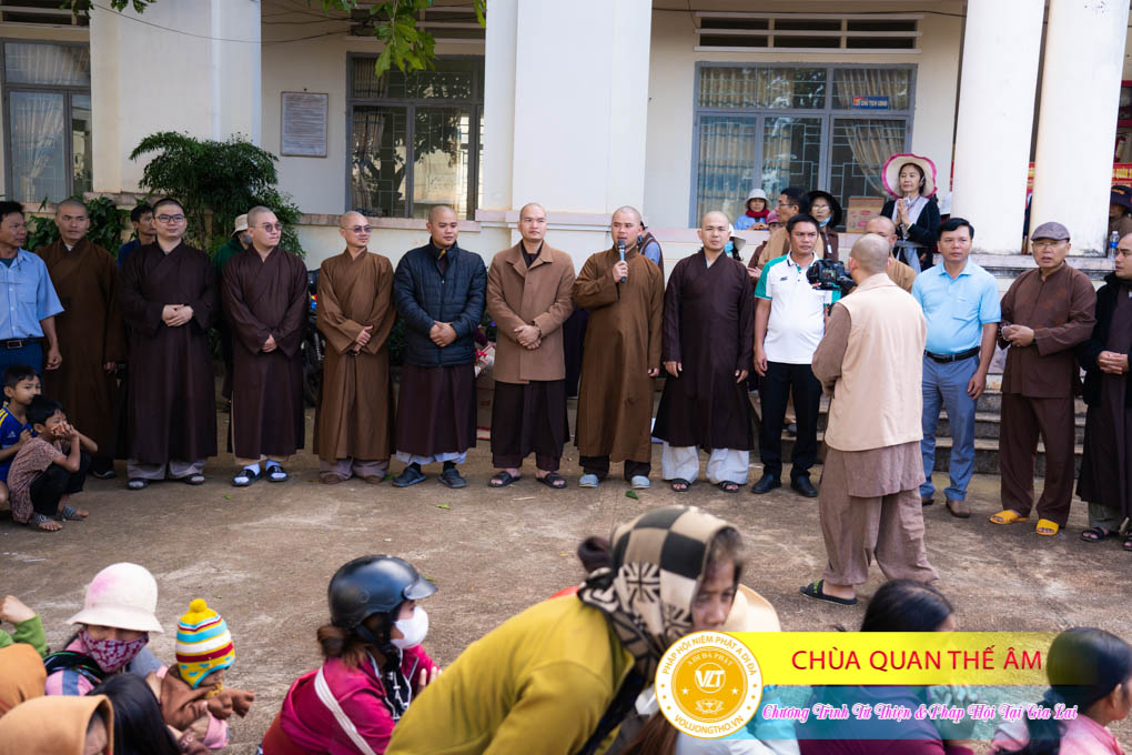 hinh-anh-tu-thien-va-phap-thoai-tai-gia-lai-ngay-26-11-2023-chua-quan-the-am-duc-trong-lam-dong-36.jpg