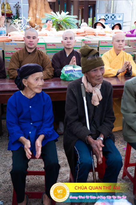 hinh-anh-tu-thien-va-phap-thoai-tai-gia-lai-ngay-26-11-2023-chua-quan-the-am-duc-trong-lam-dong-76.jpg