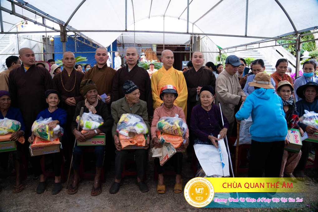hinh-anh-tu-thien-va-phap-thoai-tai-gia-lai-ngay-26-11-2023-chua-quan-the-am-duc-trong-lam-dong-81.jpg