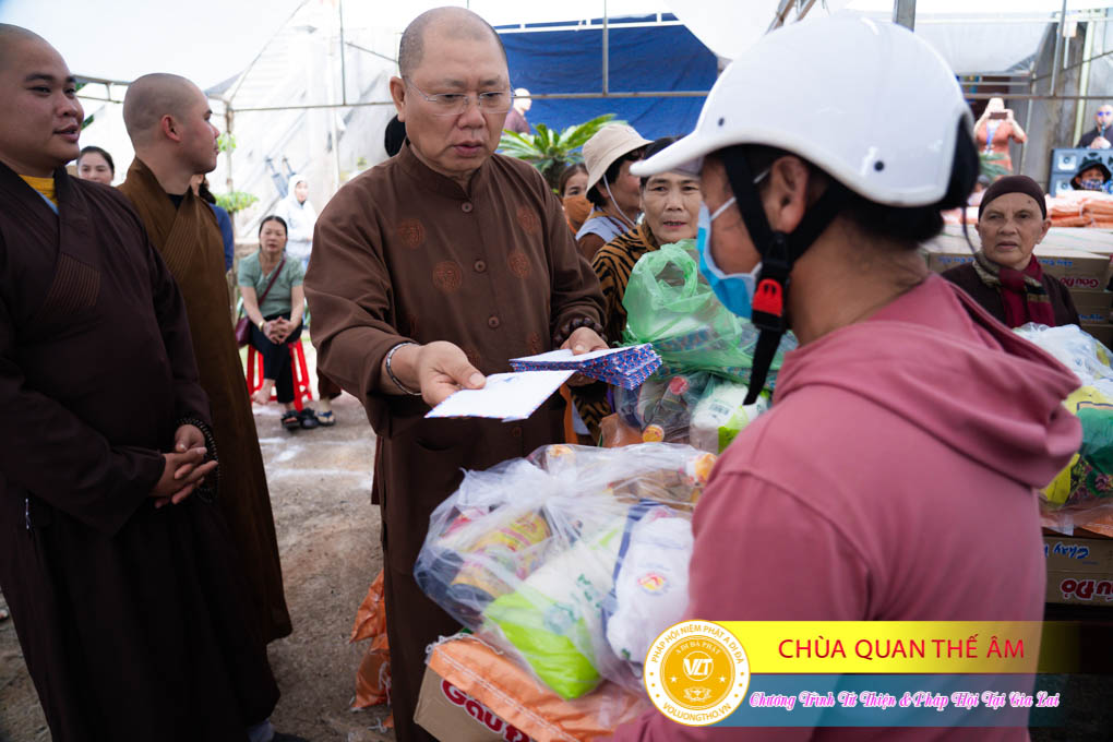 hinh-anh-tu-thien-va-phap-thoai-tai-gia-lai-ngay-26-11-2023-chua-quan-the-am-duc-trong-lam-dong-86.jpg