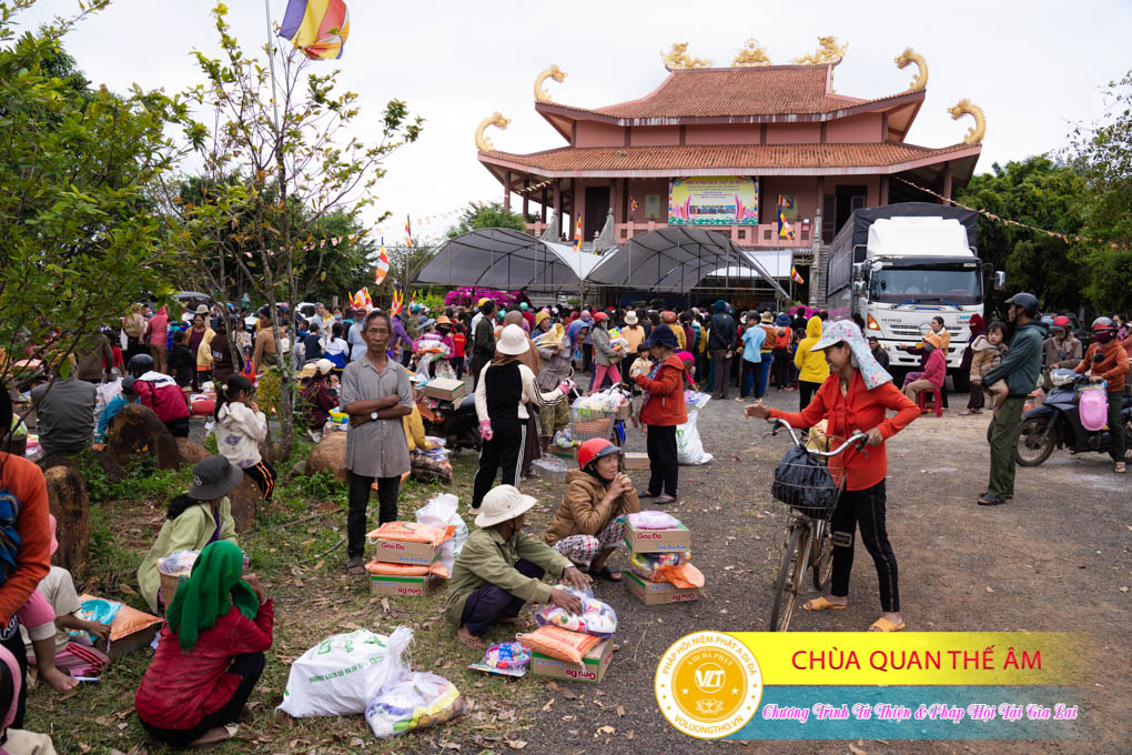 hinh-anh-tu-thien-va-phap-thoai-tai-gia-lai-ngay-26-11-2023-chua-quan-the-am-duc-trong-lam-dong-95.jpg