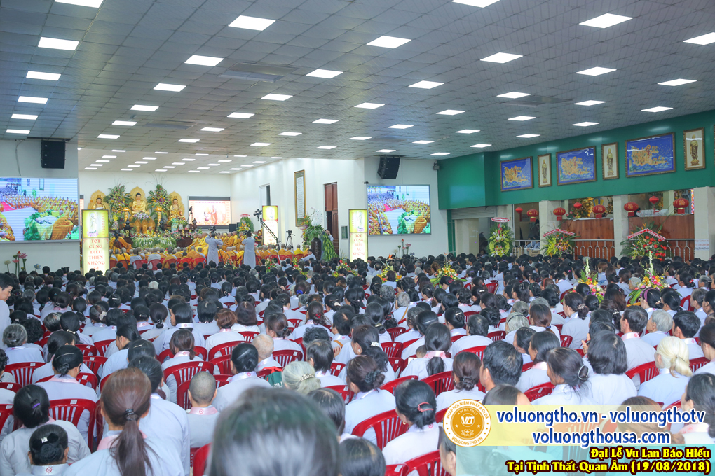 hinh-anh-vu-lan-ngay-19-8-2018-chua-quan-the-am-duc-trong-lam-dong-24.jpg